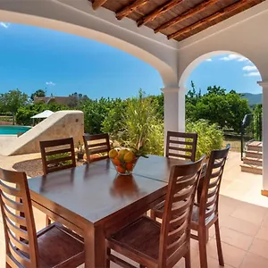 villa-musset.ibizaislandhotels.net/